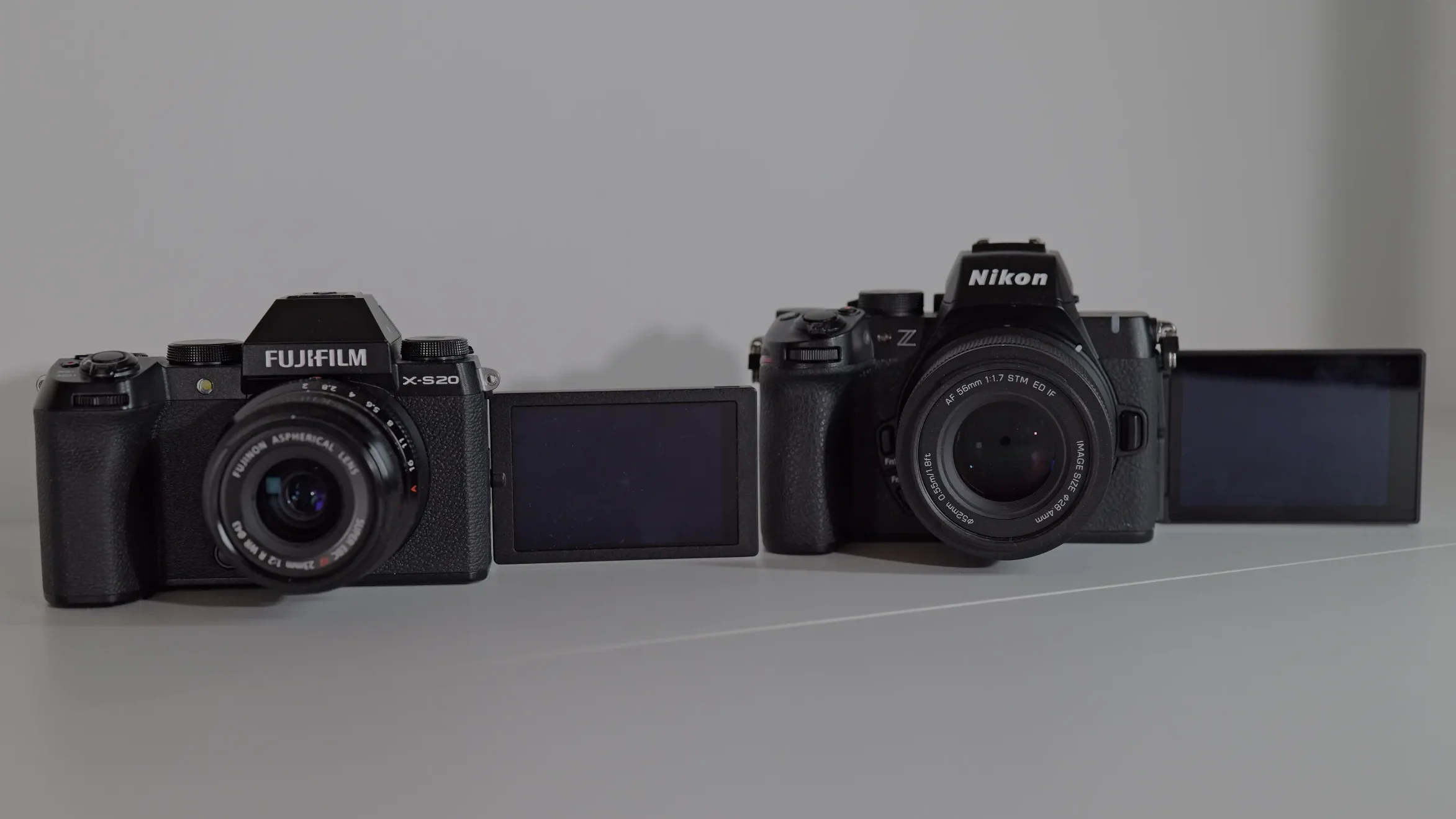Fujifilm X-S20 vs Nikon Z50II comparison