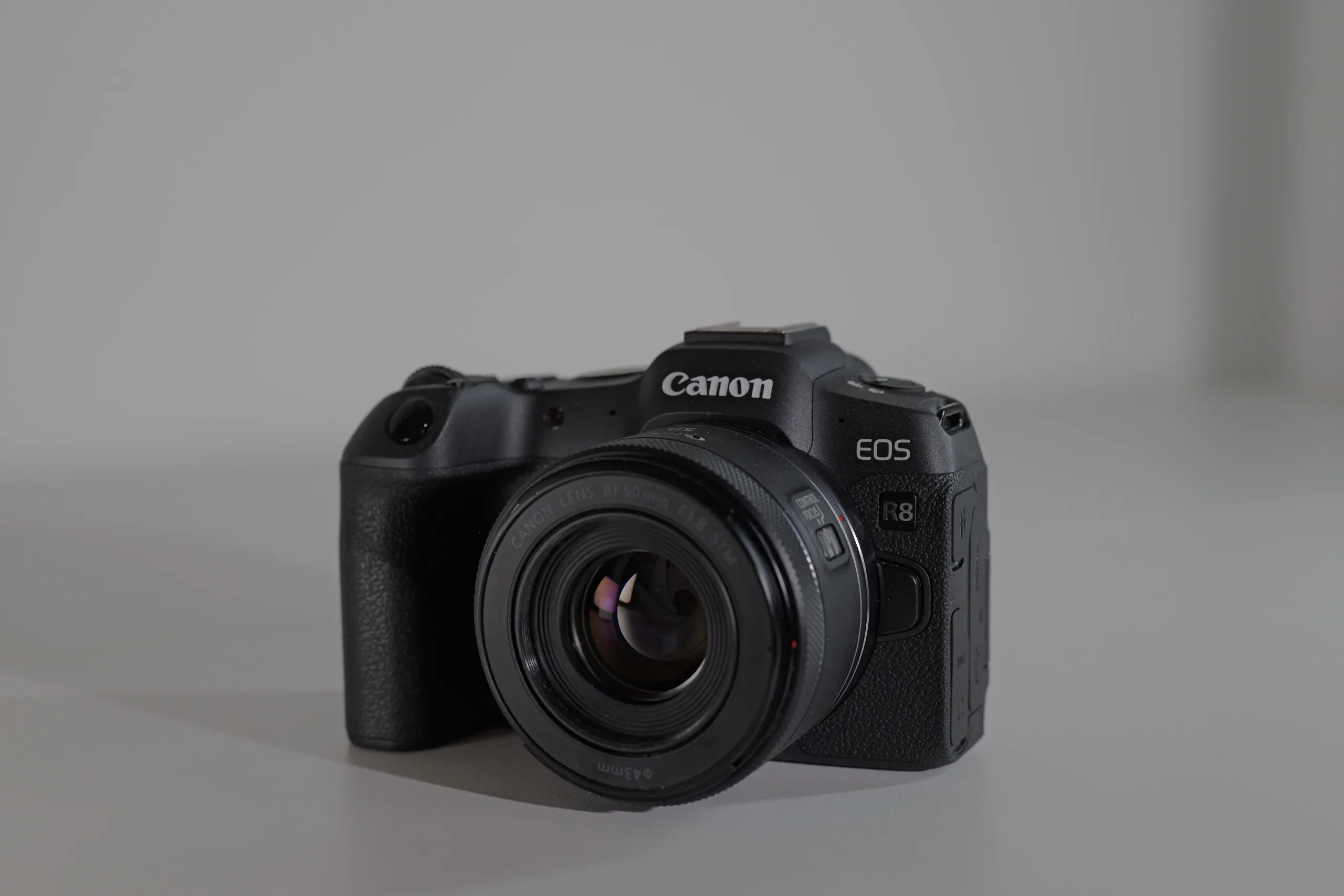 Canon EOS R8 –  the smallest 6k full frame camera for content creators